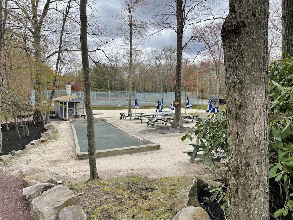 Beautiful Lake Harmony Townhouse At Big Boulder Lake And Ski Area Bagian luar foto