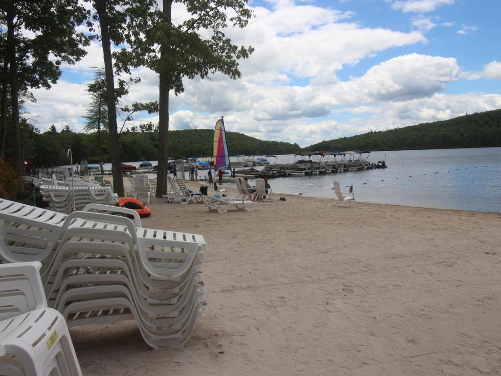 Beautiful Lake Harmony Townhouse At Big Boulder Lake And Ski Area Bagian luar foto